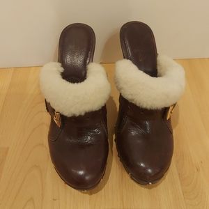 ❣️Ladies Michael kors Fairbanks Sherpa Lined Brown Heeled Mules (#371)